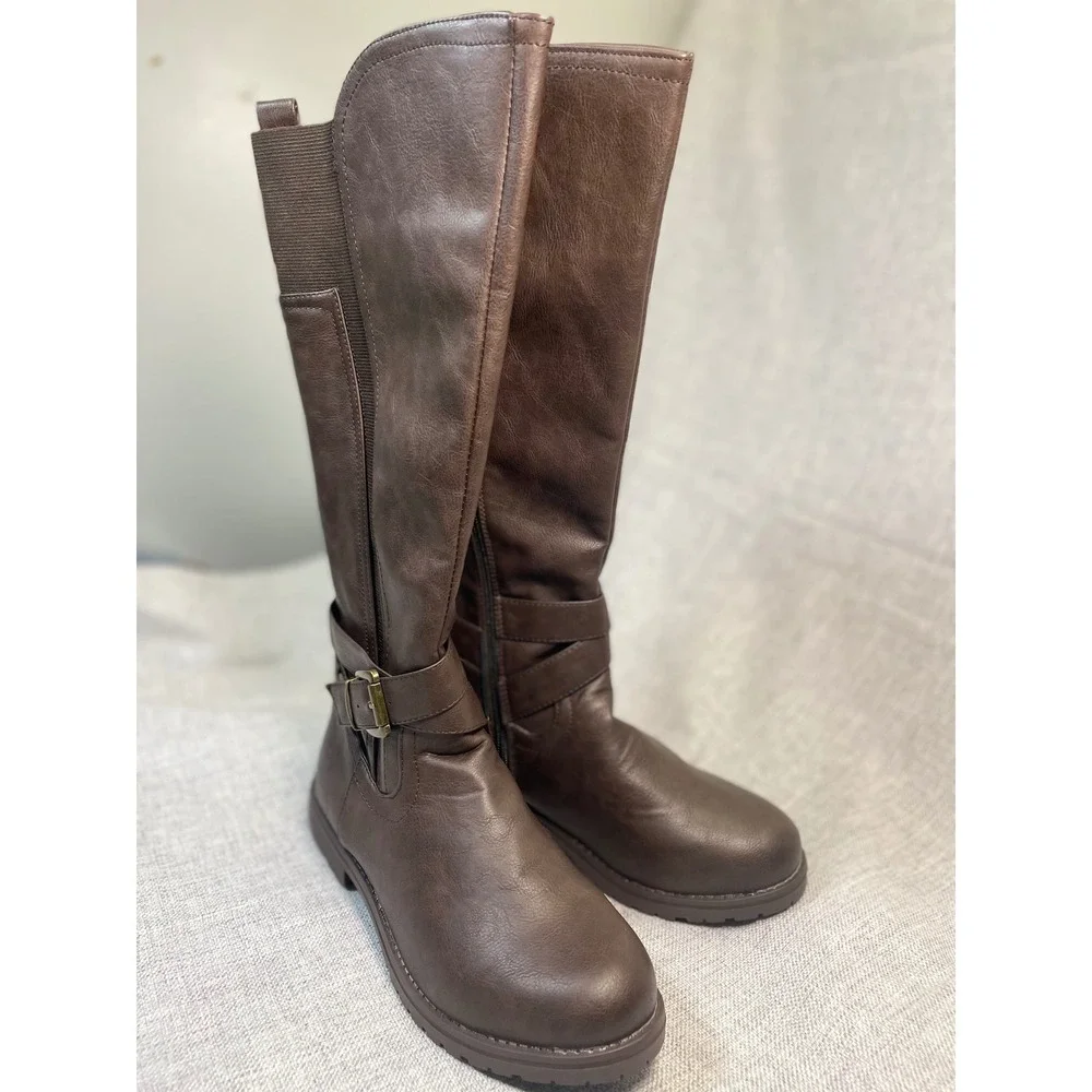 GC Shoes Women Size 8 Brown Faux Leather Riding Boots Knee‎ High Buckle Zip